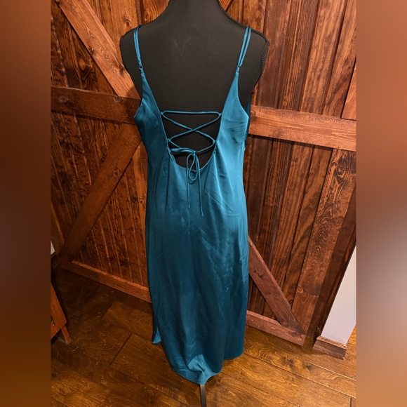Abercrombie & Fitch satin feel slip midi dress, size large tall, teal blue/green - Picture 3 of 5